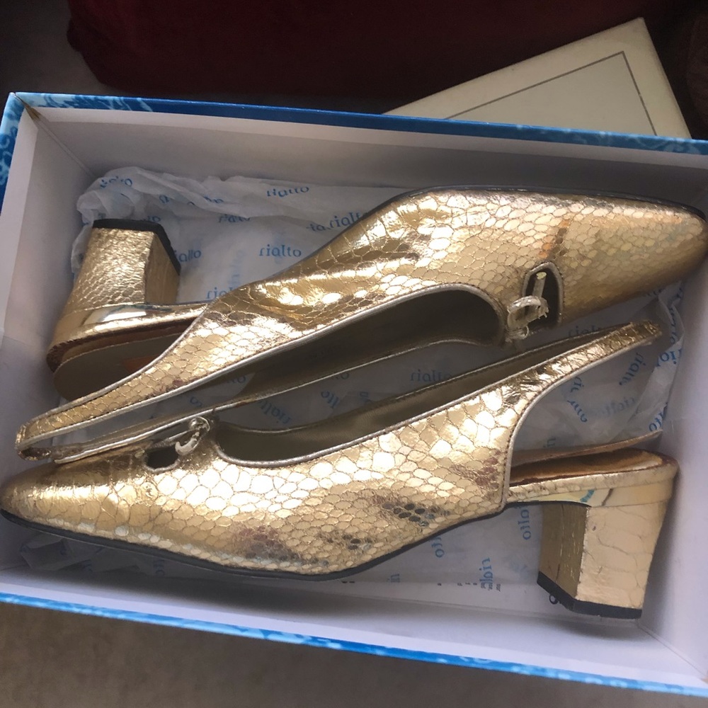 Size 9 Gold Reptile Print Slings by City Life USA - Picture 6 of 6